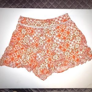 NWT F21 Women’s Woven Bohemian Shorts Sz. M